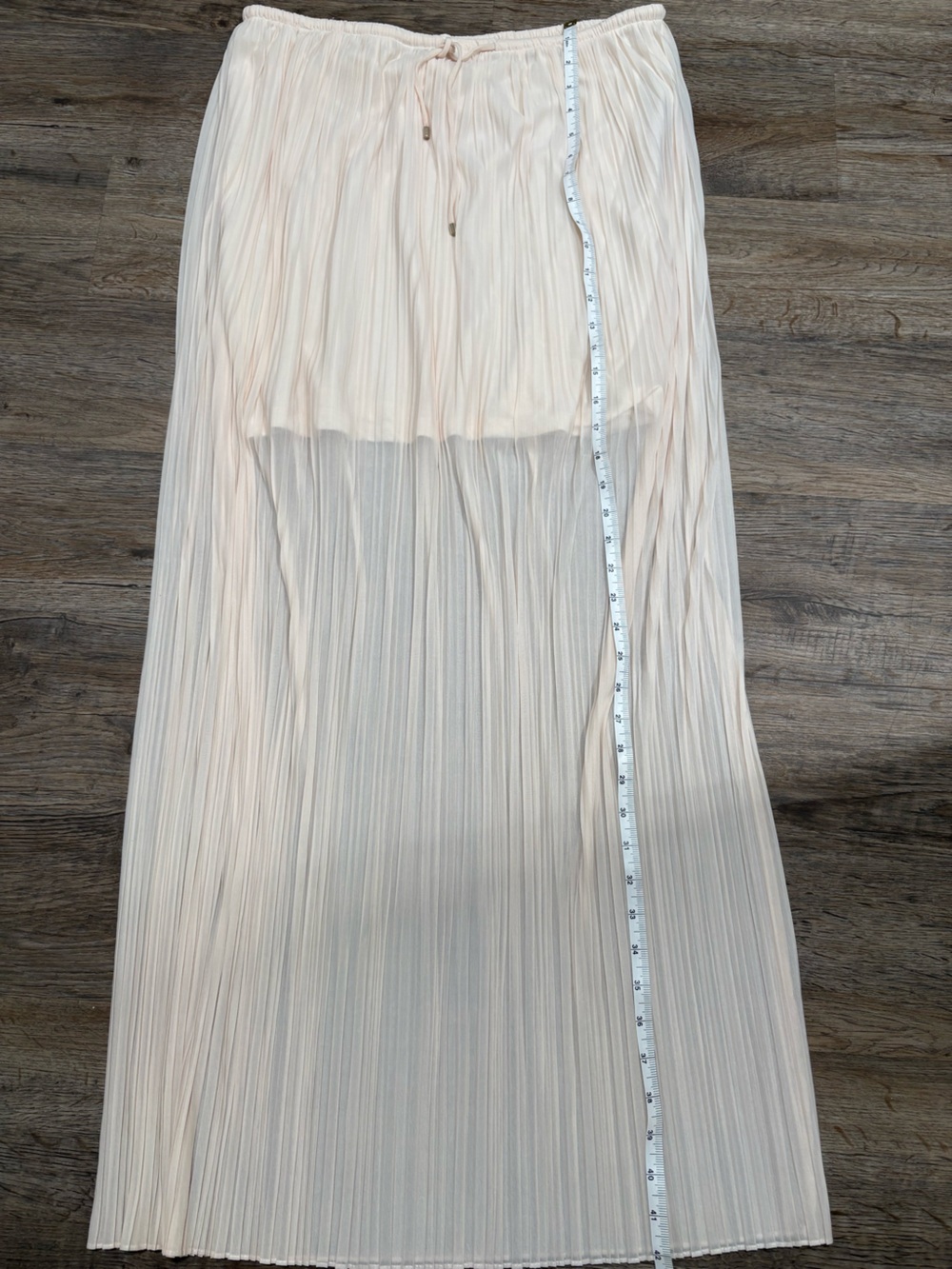 Massimo Dutti Pleated Maxi Skirt in Pale Peach - Picture 6 of 13